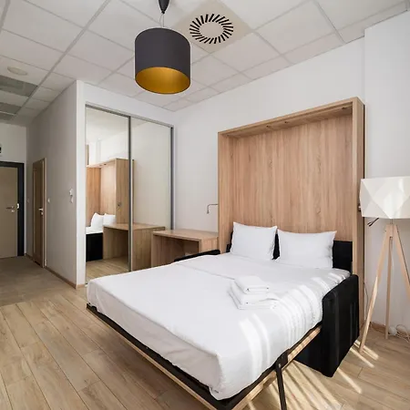 Jerozolimskie 232 By Bookinghost Apartament